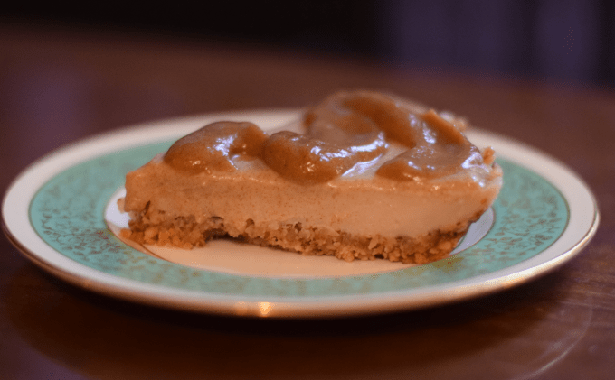 Vegan GF Cheescake with date caramel sauce